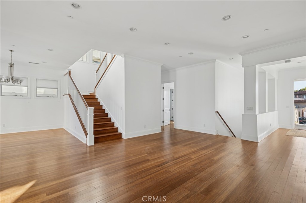 MLS #NP25254275 image #1