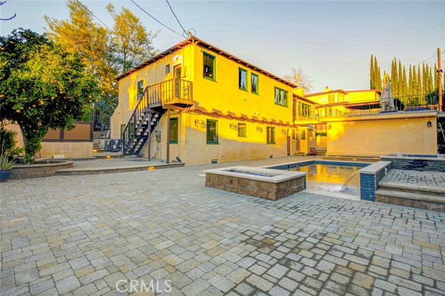 Detail Gallery Image 31 of 36 For 954 Rosemount, Glendale,  CA 91207 - 5 Beds | 3 Baths