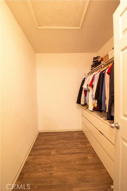 15303 Lakebreeze Lane, Lake Elsinore CA: https://media.crmls.org/medias/2574df9c-3715-48fa-ab17-480fee8556c3.jpg
