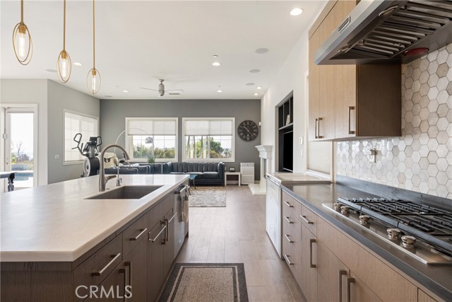 Detail Gallery Image 12 of 47 For 9669 Norbrook, Rancho Cucamonga,  CA 91737 - 5 Beds | 4/1 Baths