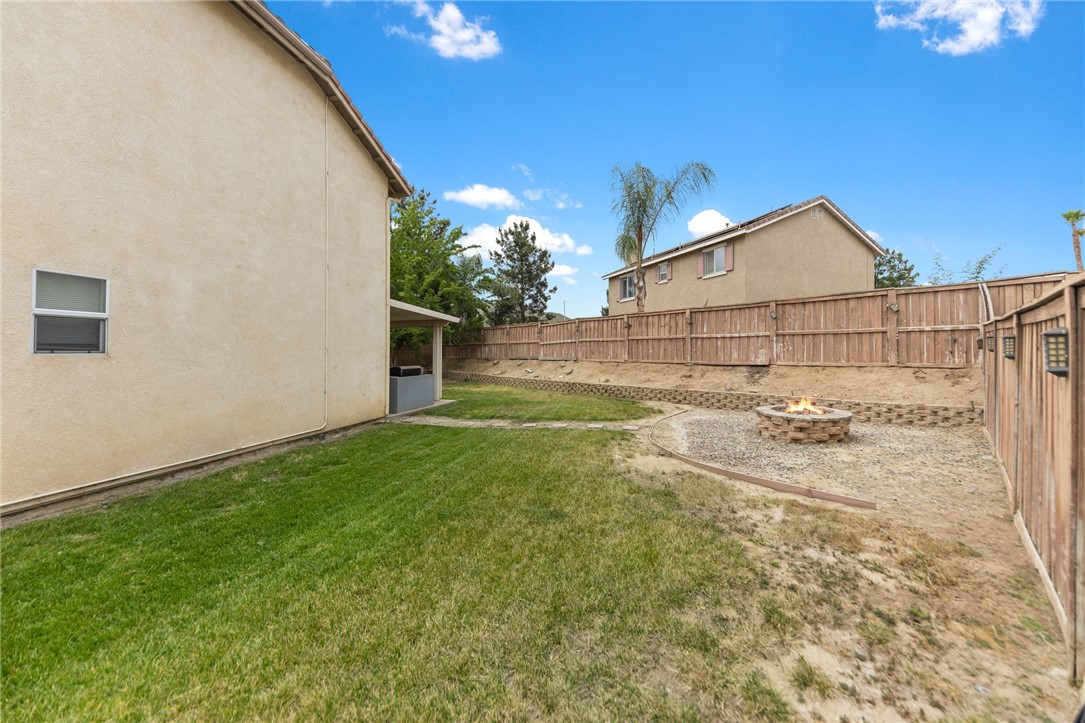 Detail Gallery Image 26 of 31 For 113 Fuerte Ct, Hemet,  CA 92545 - 3 Beds | 2/1 Baths