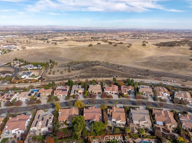 Detail Gallery Image 43 of 46 For 955 Vista Cerro Dr, Paso Robles,  CA 93446 - 4 Beds | 3 Baths