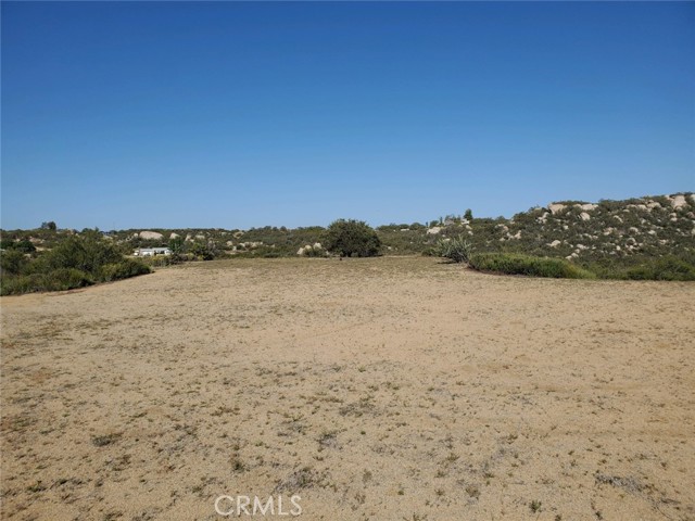 Detail Gallery Image 11 of 19 For 1042 Rolling Hills, Aguanga,  CA 92536 - – Beds | – Baths