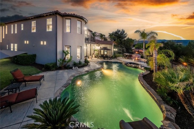 24816 Los Altos Drive, Valencia CA: https://media.crmls.org/medias/25767afd-e0e0-4e8c-916f-fd125891f97a.jpg