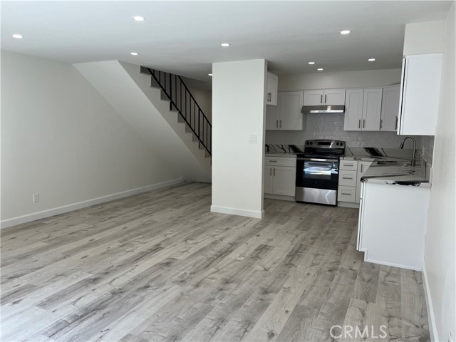 Detail Gallery Image 1 of 30 For 12314 Breezewood Dr #C,  Whittier,  CA 90604 - 2 Beds | 1/1 Baths