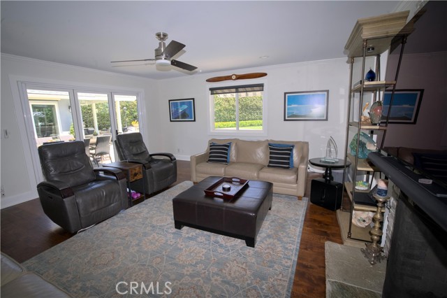 Detail Gallery Image 14 of 65 For 1736 Bayport Way, Newport Beach,  CA 92660 - 4 Beds | 3/1 Baths