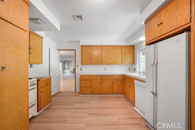 Detail Gallery Image 29 of 66 For 4859 Carmel Rd, La Canada Flintridge,  CA 91011 - 3 Beds | 3 Baths
