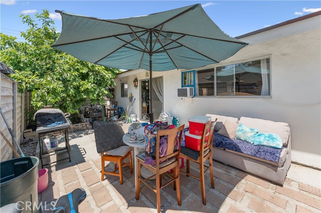 14802 Newport Avenue, Tustin CA: https://media.crmls.org/medias/2578a396-2b0e-46b4-9552-d36395e37fc7.jpg