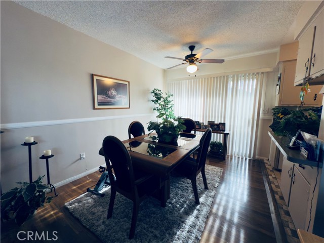 Detail Gallery Image 8 of 23 For 5655 Newbury Ave, San Bernardino,  CA 92404 - 3 Beds | 2 Baths