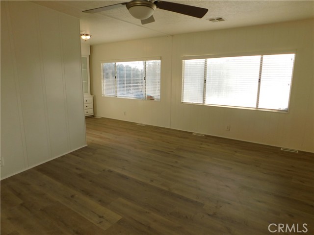 2230 Lake Park Drive, San Jacinto CA: https://media.crmls.org/medias/257b49d9-f048-471e-ae4d-a8abd9792c43.jpg