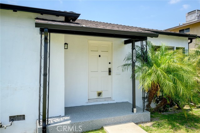 Detail Gallery Image 3 of 22 For 1007 W Angeleno Ave #101,  Burbank,  CA 91506 - 2 Beds | 2 Baths