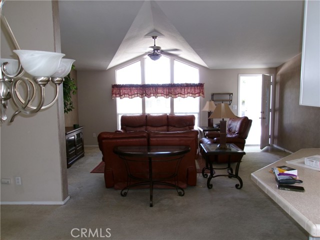 Detail Gallery Image 42 of 61 For 13983 Silver Lake Pl, Victorville,  CA 92395 - 3 Beds | 2 Baths