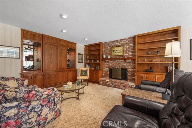 257e26d0 F247 4b8d 804b B42bbdb17fe5