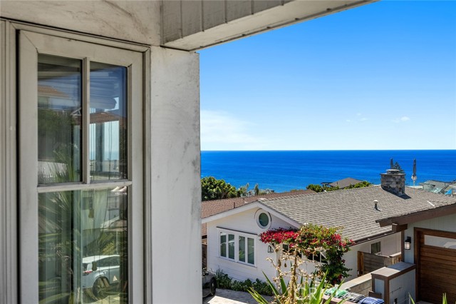 2750 Solana Way, Laguna Beach CA: https://media.crmls.org/medias/257e69f1-3bd1-4973-acc4-a6ddb2d76509.jpg
