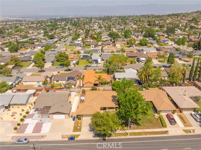 Image 40 of 44 For 22586 Main Street