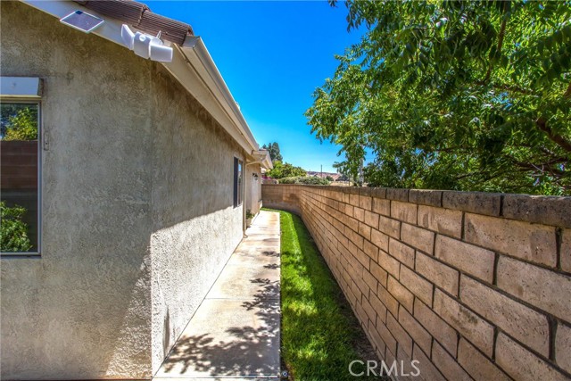 10981 Deerfield Drive, Cherry Valley CA: https://media.crmls.org/medias/257ec052-0d32-438d-b668-96bc113558b7.jpg