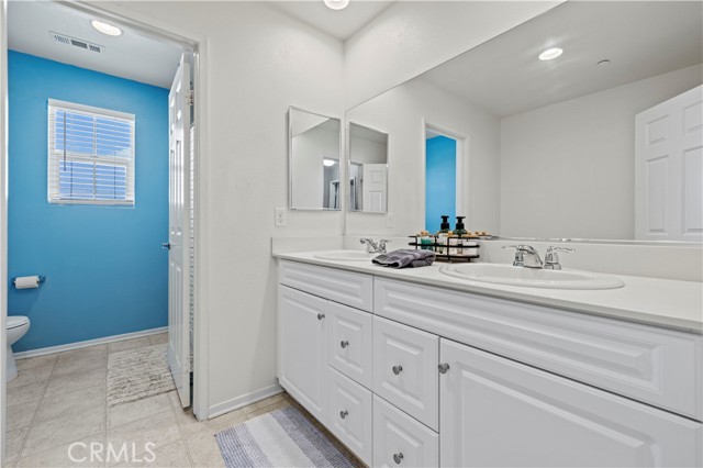 Detail Gallery Image 48 of 65 For 44315 Stadium Ct, Lancaster,  CA 93535 - 5 Beds | 2/1 Baths