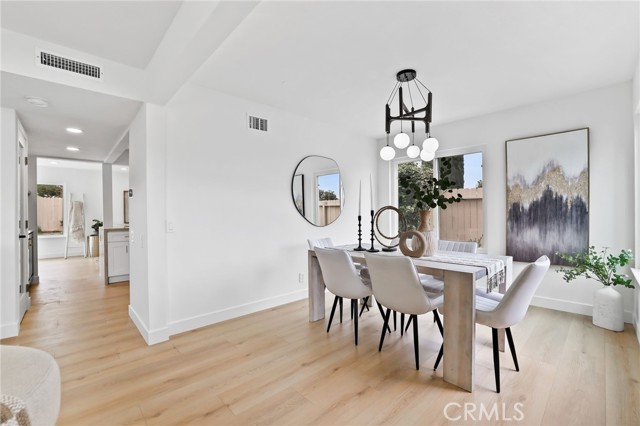 23941 Jarrow Lane, Lake Forest CA: https://media.crmls.org/medias/257f2094-4084-473a-9326-6aae53831ac8.jpg