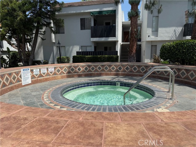 Detail Gallery Image 9 of 12 For 18645 Hatteras #105,  Tarzana,  CA 91356 - 1 Beds | 1 Baths