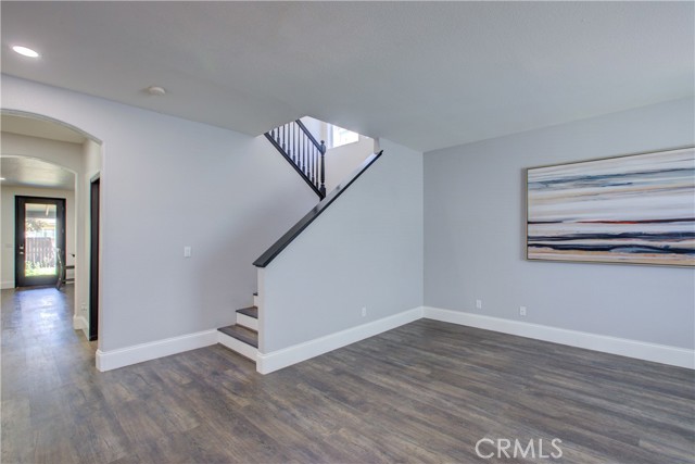 Detail Gallery Image 4 of 65 For 1439 Nubian St, Patterson,  CA 95363 - 5 Beds | 3/1 Baths