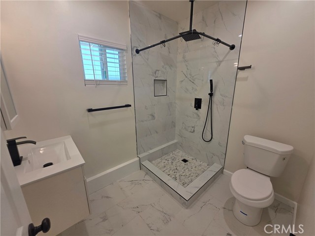1204 E Avenue Q4, Palmdale CA: https://media.crmls.org/medias/257fa56c-cd70-496c-bd5e-0ceb5e415fe8.jpg