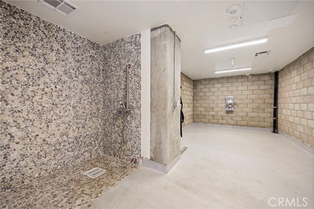 Detail Gallery Image 49 of 71 For 414 Main St #300,  Huntington Beach,  CA 92648 - 2 Beds | 2/1 Baths