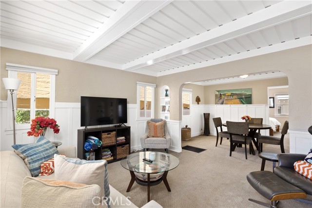 Detail Gallery Image 8 of 31 For 63 9th St, Hermosa Beach,  CA 90254 - 2 Beds | 1 Baths