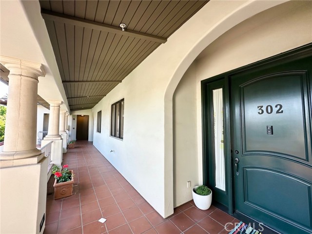Detail Gallery Image 29 of 31 For 108 S El Molino Ave #302,  Pasadena,  CA 91101 - 3 Beds | 2/1 Baths