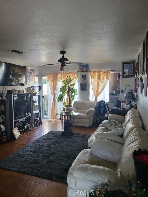 Detail Gallery Image 12 of 21 For 13141 Monroe St, Garden Grove,  CA 92844 - – Beds | – Baths