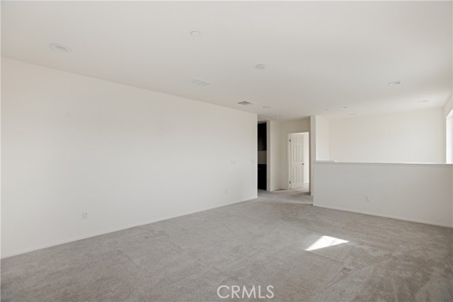 Detail Gallery Image 17 of 45 For 16995 Red Tail Ln, Fontana,  CA 92336 - 3 Beds | 2/1 Baths