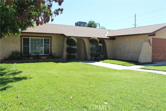 9669 Palmetto Ave, Fontana, CA 92335