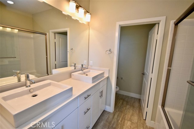 1817 Ocean Court, Costa Mesa CA: https://media.crmls.org/medias/2584e1b7-16a0-408b-8dd7-e4b0f248a26a.jpg