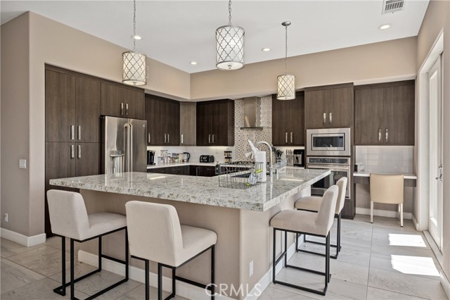 56720 Jack Nicklaus Boulevard, La Quinta CA: https://media.crmls.org/medias/2586f028-48f0-4c85-950f-f104f0ae16d3.jpg