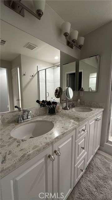 1060 Newberry Lane, Claremont CA: https://media.crmls.org/medias/2587e882-da98-4492-814a-417dd4fbbb62.jpg