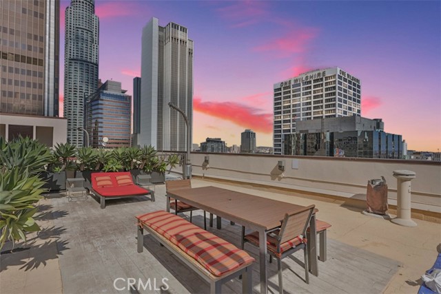 Detail Gallery Image 30 of 32 For 655 S Hope St #1508,  Los Angeles,  CA 90017 - 1 Beds | 1 Baths