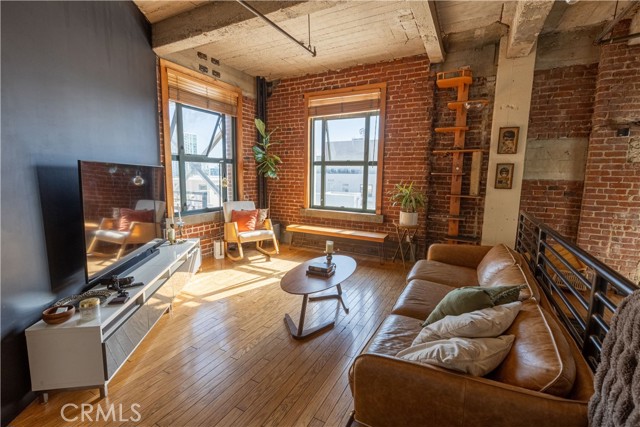 Detail Gallery Image 7 of 69 For 100 W 5th 6c,  Long Beach,  CA 90802 - 1 Beds | 1 Baths