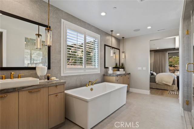 Detail Gallery Image 17 of 25 For 9539 N Andora Ave, Chatsworth,  CA 91311 - 5 Beds | 5/1 Baths