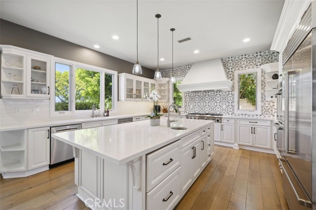 Detail Gallery Image 5 of 27 For 25345 Prado De Los Gansos, Calabasas,  CA 91302 - 5 Beds | 7 Baths