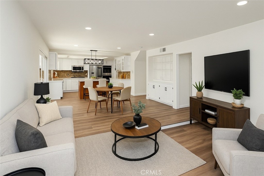 MLS #OC25258618 image #7