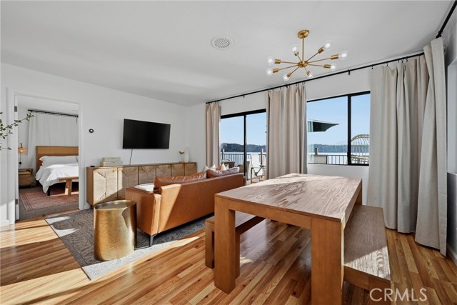 Detail Gallery Image 4 of 55 For 10727 E Highway 20, Clearlake Oaks,  CA 95423 - 3 Beds | 3 Baths