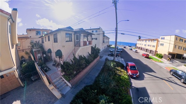 106 Avenue C, Redondo Beach, California 90277, 3 Bedrooms Bedrooms, ,2 BathroomsBathrooms,Residential,Sold,Avenue C,PV23212890