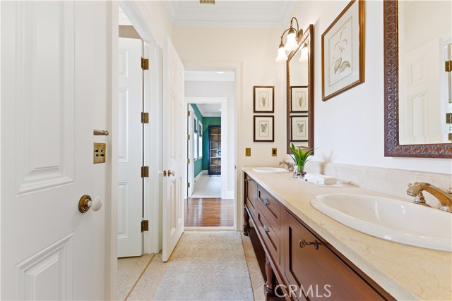 Detail Gallery Image 43 of 75 For 1714 Newport Hills Dr, Newport Beach,  CA 92660 - 5 Beds | 5/1 Baths