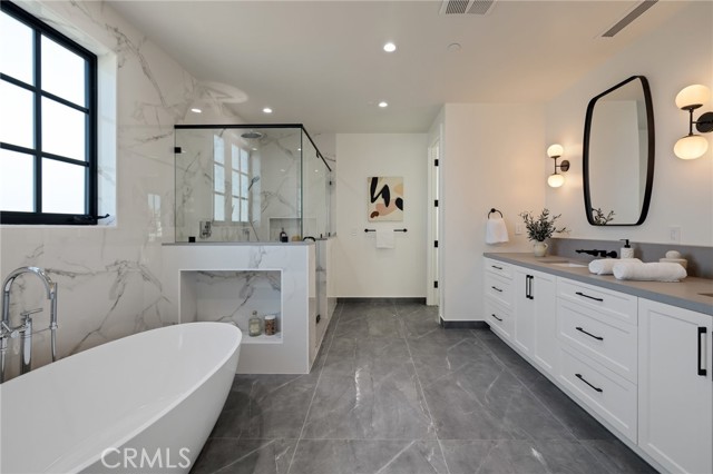 Detail Gallery Image 56 of 75 For 1820 9th St, Manhattan Beach,  CA 90266 - 6 Beds | 6/1 Baths