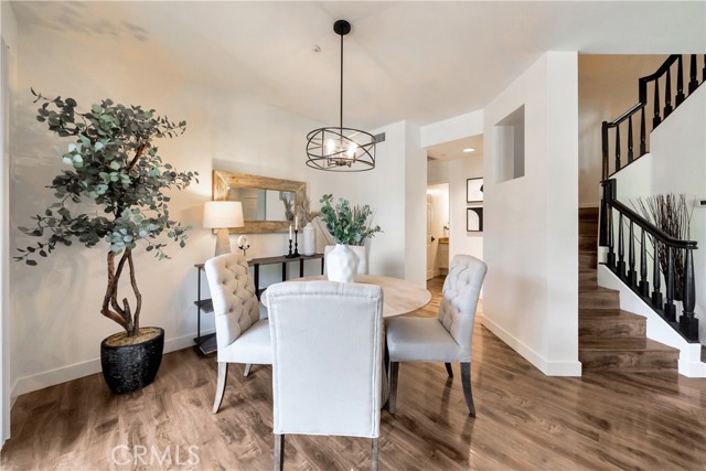 5104 E Henley Place, Orange CA: https://media.crmls.org/medias/258bb43b-0ae7-438d-ad24-43be15b6ae5d.jpg