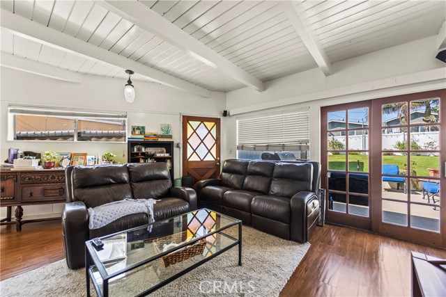 Detail Gallery Image 28 of 46 For 8383 Westlawn Ave, Los Angeles,  CA 90045 - 4 Beds | 2 Baths