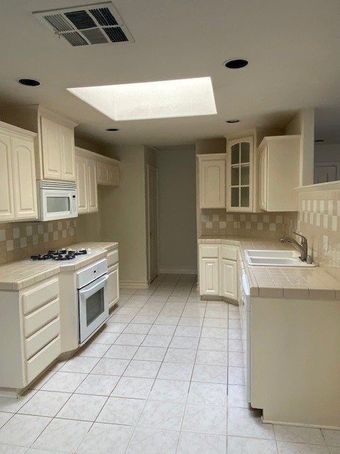 Detail Gallery Image 11 of 19 For 765 W 7th St, Upland,  CA 91786 - 3 Beds | 2 Baths