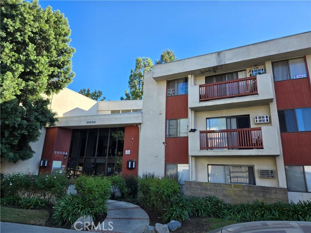 Detail Gallery Image 1 of 4 For 20234 Cantara St #218,  Winnetka,  CA 91306 - 1 Beds | 1 Baths