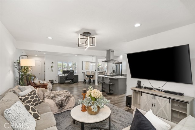 Detail Gallery Image 7 of 37 For 6344 South St, Lakewood,  CA 90713 - 3 Beds | 2 Baths