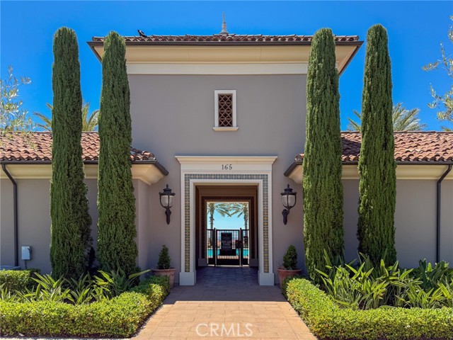 142 Dolci, Irvine CA: https://media.crmls.org/medias/258dc275-7897-4e53-baeb-9bb4471165bb.jpg