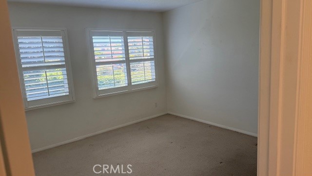 https://media.crmls.org/medias/258e2ab4-459f-4fbe-b3ab-9a94f58ff4c0.jpg?preset=X-Large